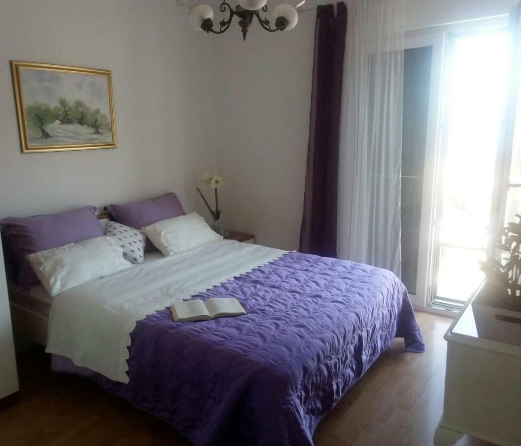 Apartments Marcic Bol Exterior foto